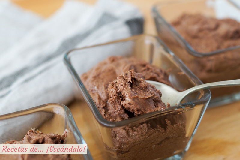 Mousse de chocolate. Receta casera y fácil - Recetas de ...